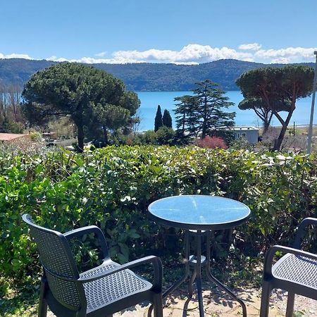 Bed&Breakfast "Fiorella" Sul Lago Castel Gandolfo Zewnętrze zdjęcie